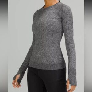 Lululemon EUC Rest Less Pullover Size 4, dark grey (lulu calls it Black/White)
